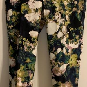 Adrianna Papell NWT Floral Straight Leg Pants Size 14 97% Cotton/3% Elastane